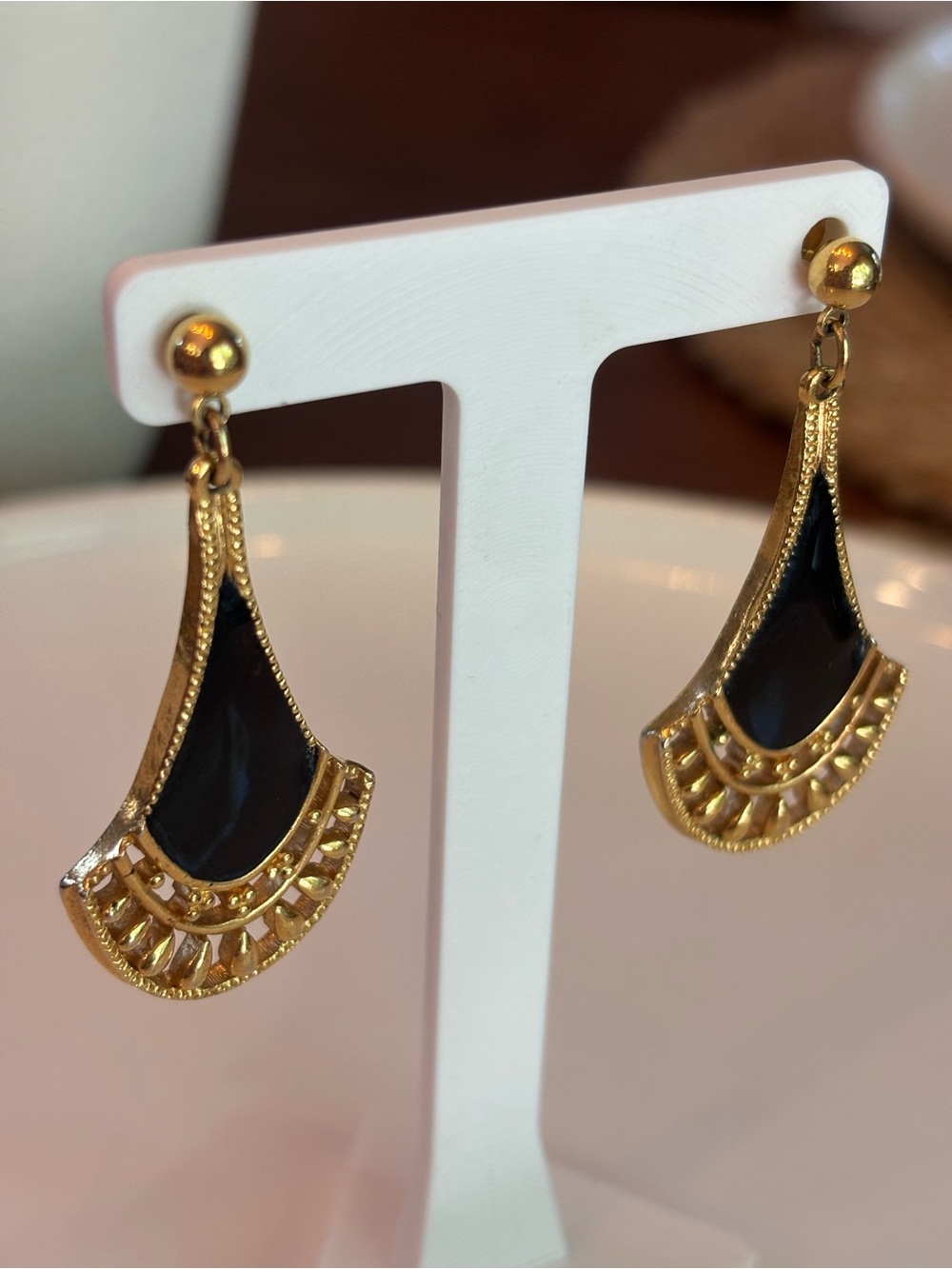 Vintage Avon Gold Tone Black Enamel Fan Drop Dangle Earrings 1.75” Art Deco